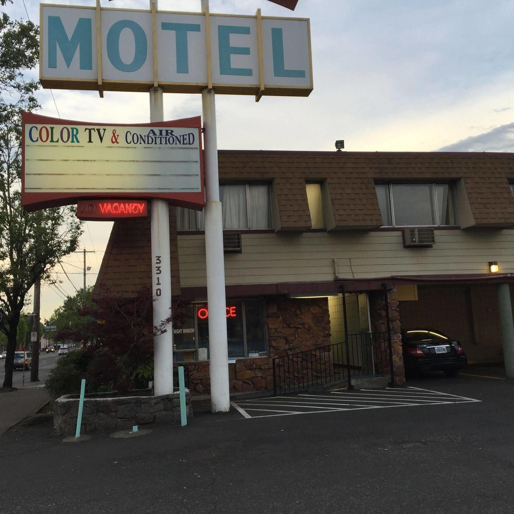 Best Value Inn By Oyo Portland Or South East מראה חיצוני תמונה
